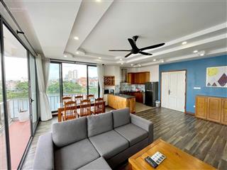 Bán tòa nhà dịch vụ apartments view hồ tây, hồ quảng bá 140m2 x 9 tầng, cho thuê 2tỉ/năm
