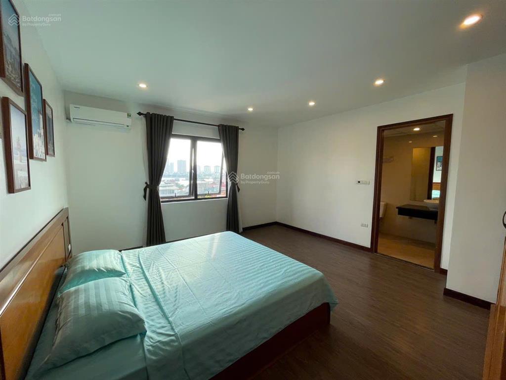Bán tòa nhà dịch vụ apartments view hồ tây, hồ quảng bá 140m2 x 9 tầng, cho thuê 2tỉ/năm