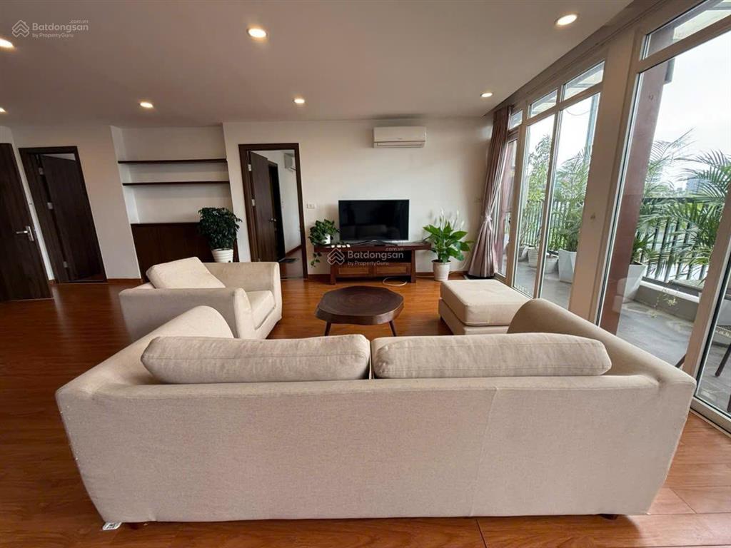 Bán nhanh tòa căn hộ dịch vụ apartments tại phố từ hoa 186m² x 8 tầng, mặt tiền quyền lực.
