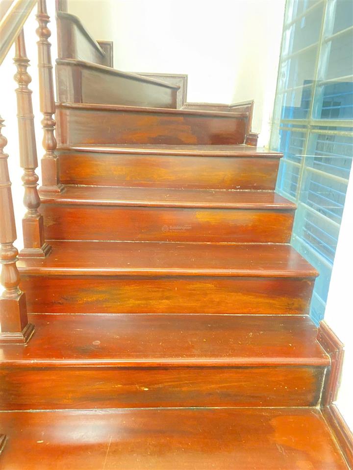 Chính chủ cần bán gấp căn nhà lô góc mới, 60m2 x 4 tầng tại đường tây hồ, quảng an, tây hồ, hà nội.
