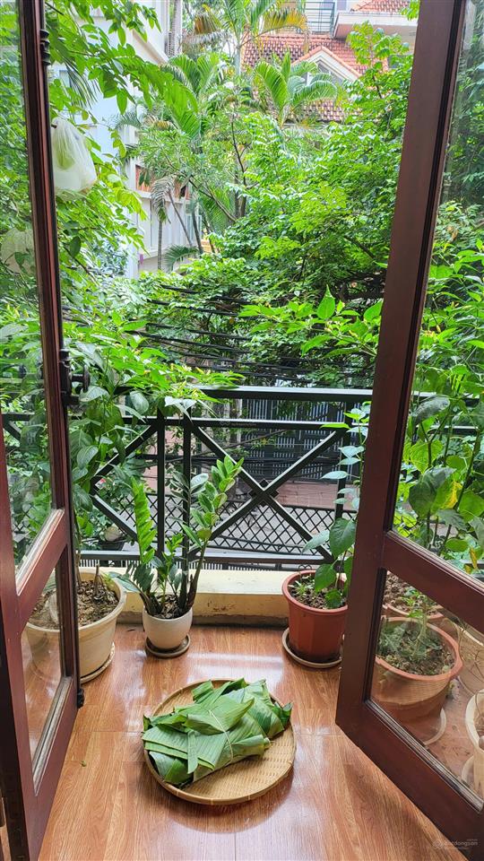 Chính chủ cần bán căn nhà lô góc rất mới tại phố tô ngọc vân 136m2x6 tầng, mặt tiền 8m. giá 62tỷ