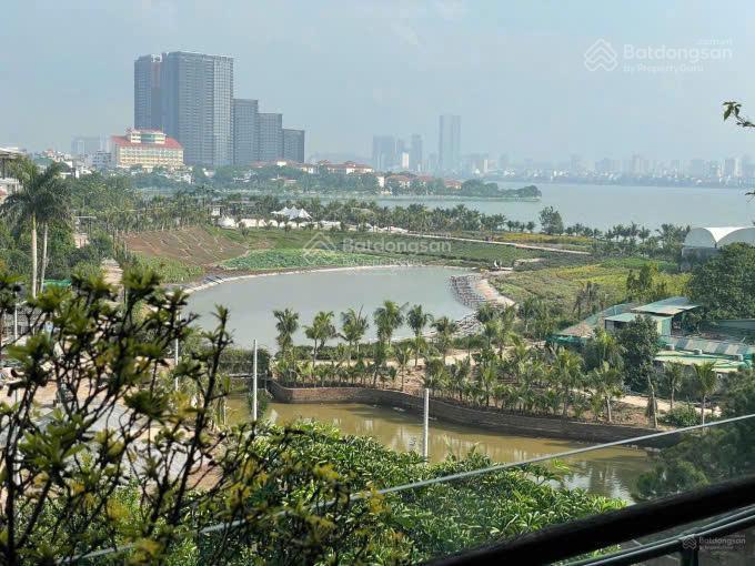 Bán tòa nhà apartment tại phố đi bộ trịnh công sơn, 200m2 x 7 tầng mặt tiền 7.5m. giá 135 tỷ