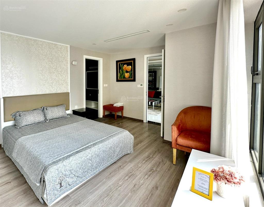 Giảm chào 4,5 tỷ căn hộ 111m2 gồm 3 ngủ view đẹp, giá tốt tòa soleil số 59 xuân diệu