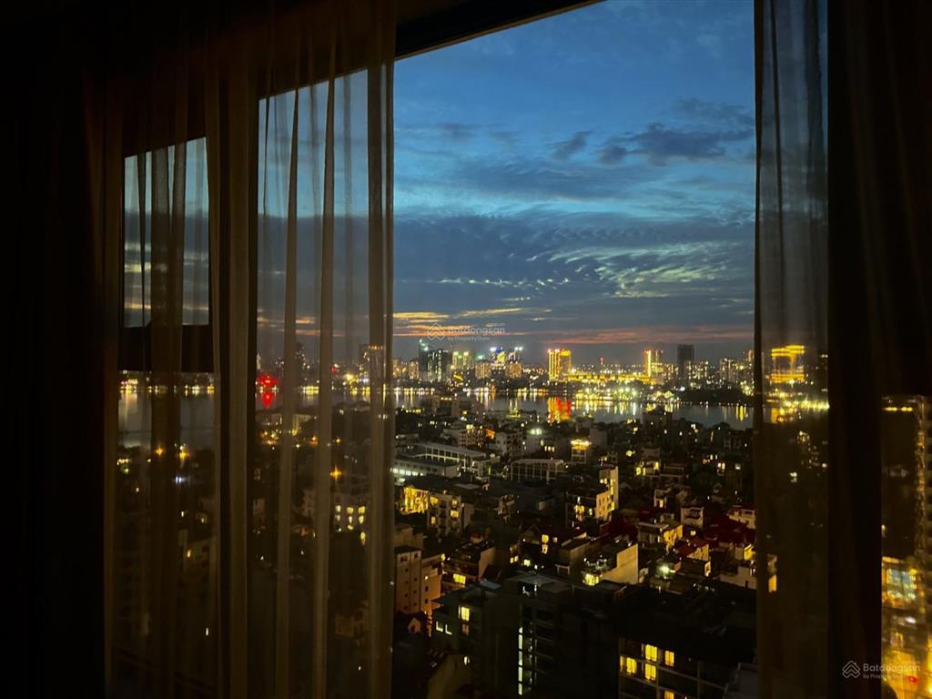 Giảm chào 4,5 tỷ căn hộ 111m2 gồm 3 ngủ view đẹp, giá tốt tòa soleil số 59 xuân diệu