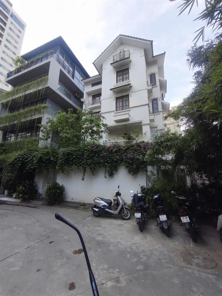 Bán nhà biệt thự 193m2 x 5 tầng tại phường phú thượng, lạc long quân