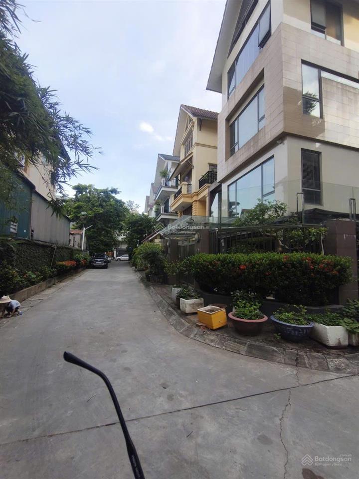 Bán nhà biệt thự 193m2 x 5 tầng tại phường phú thượng, lạc long quân