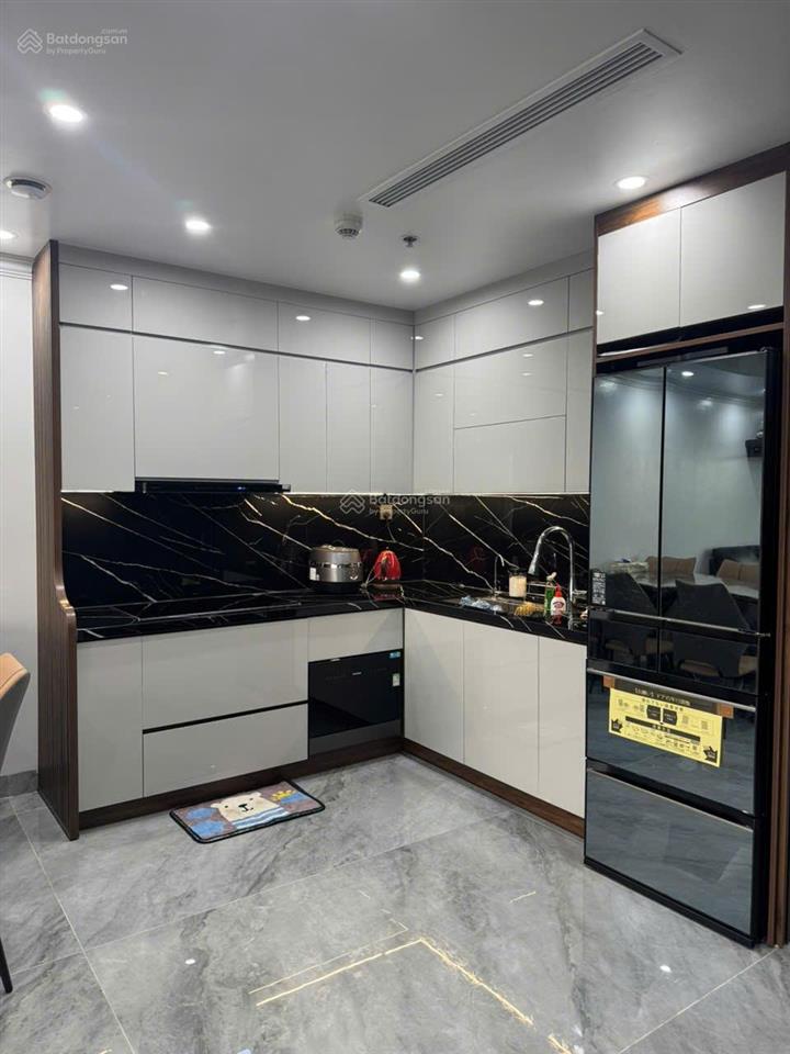 Chủ nhà mua shophouse làm kinh doanh nên cần bán căn 2 p ngủ 88m2 tại tòa d'leroi soleil xuân diệu