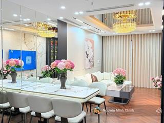 Bán nhà mặt phố mai dịch cho khách sử dụng ngay, giá chào tượng trưng giá chốt xuống sâu