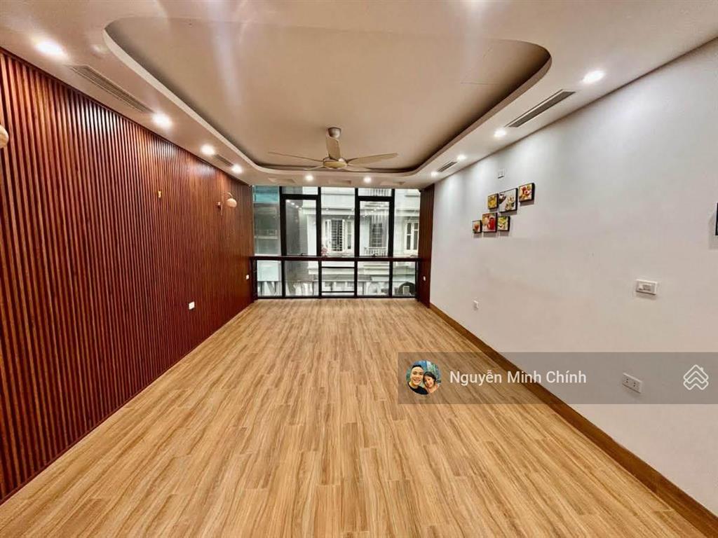 Cần bán nhà phân lô phố nguyễn chánh, cho khách vừa ở vừa kinh doanh hoặc cho thuê