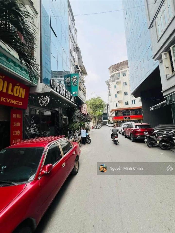 Cần bán nhà phân lô phố nguyễn chánh, cho khách vừa ở vừa kinh doanh hoặc cho thuê