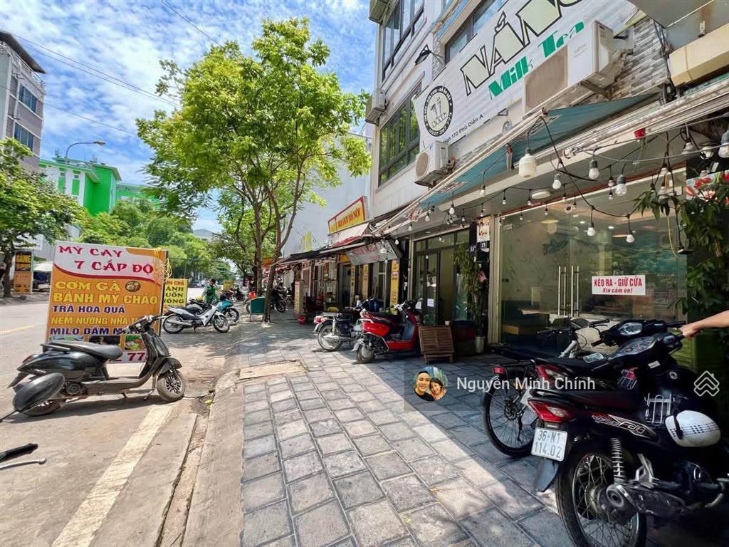 Cần bán căn nhà lô góc cực đẹp ngõ 172 phú diễn, giá tốt cho khách mua