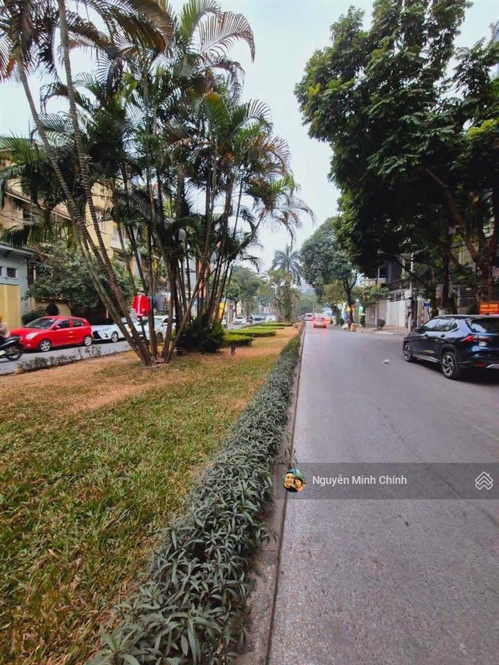 Cần bán nhà phân lô khu vực trung hòa  lưu quang vũ  vũ phạm hàm giá tốt