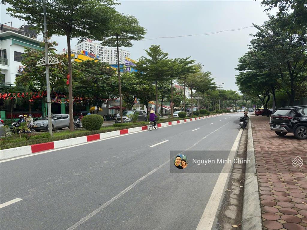 Biệt thự mặt phố nguyễn xuân khoát, ngoại giao đoàn khu vực đáng để khách hàng quan tâm