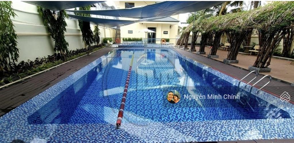 Cần bán khách sạn 4 sao doanh thu khủng, lô góc bề thế trần thái tông  trương công giai
