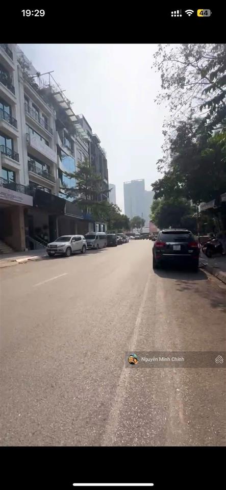 Cần bán nhà mặt phố đinh núp  nguyễn quốc trị, 8 tầng thông sàn văn phòng, dòng tiền 100tr/tháng