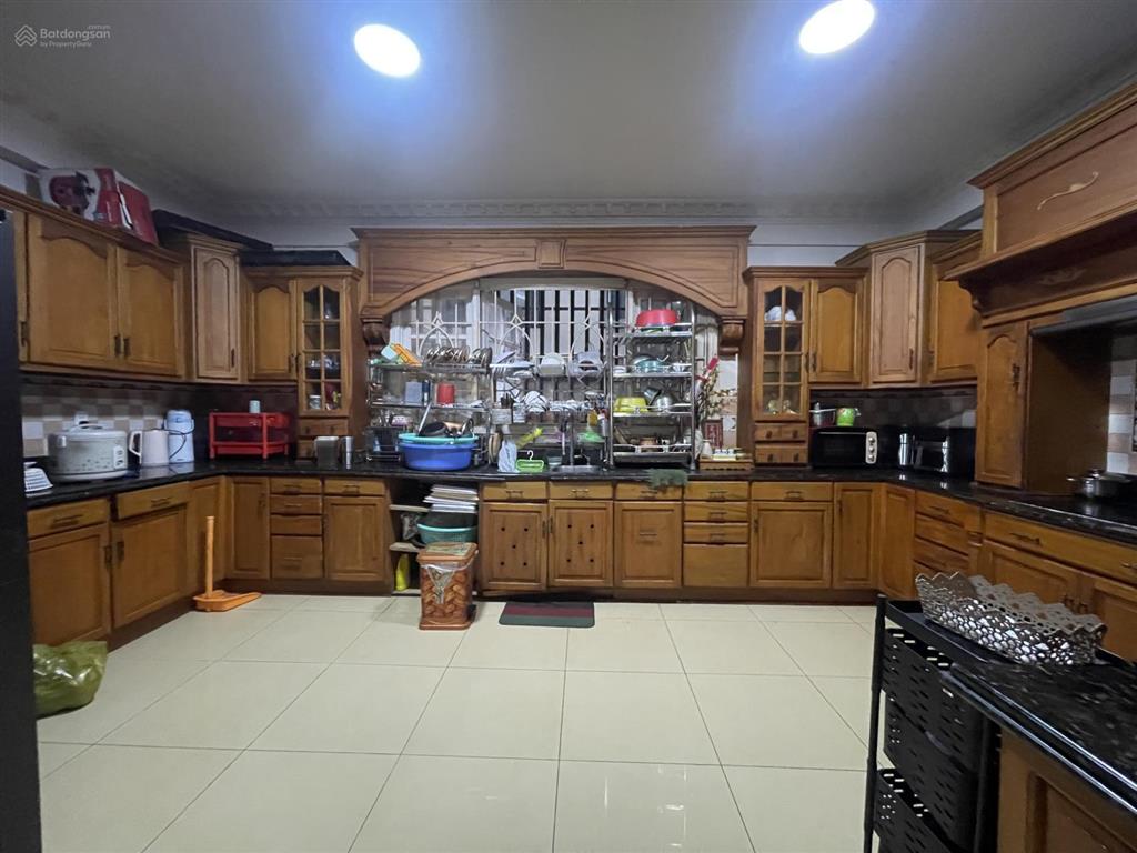 Biệt thự kdc trung sơn 6x20 có hầm hoàn công chuẩn 5 tầng 27 tỷ