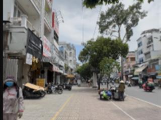 Mặt tiền kinh doanh hùng vương quận 10  4 tầng 110m2 ngang 4.5m nở hậu 22.x tỷ  vỉa hè 8m