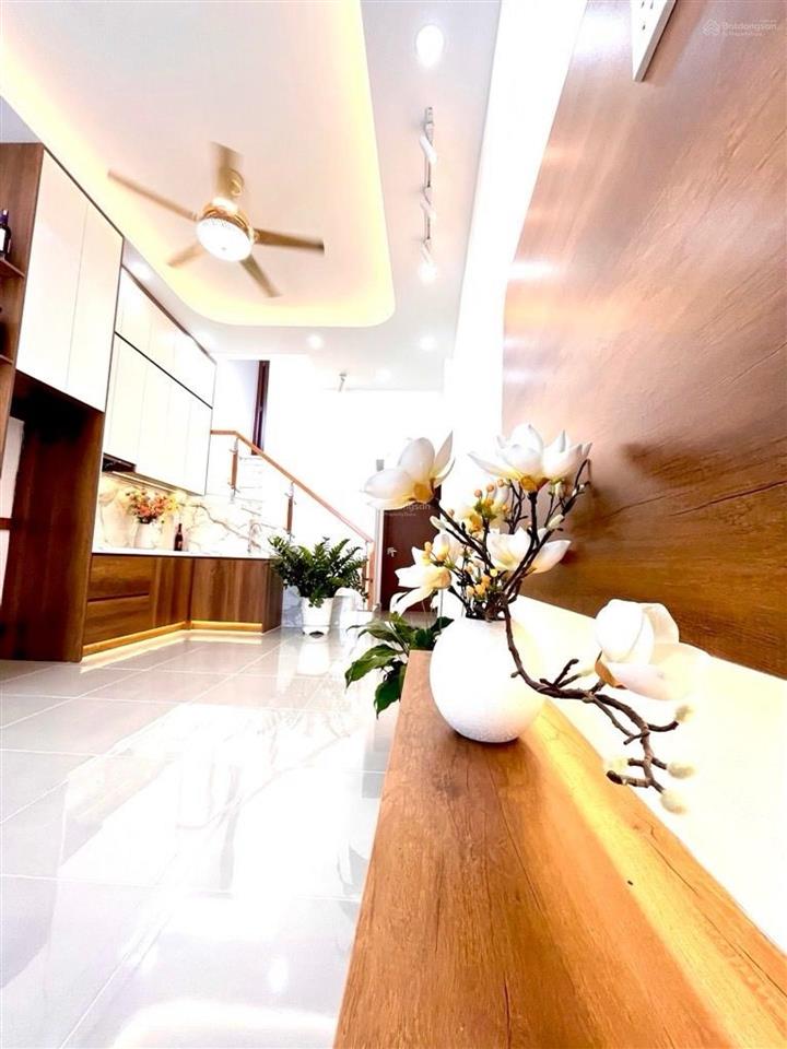 Bán nhà quận 7 gần nguyễn thị thập  41.3m2  4.75 tỷ