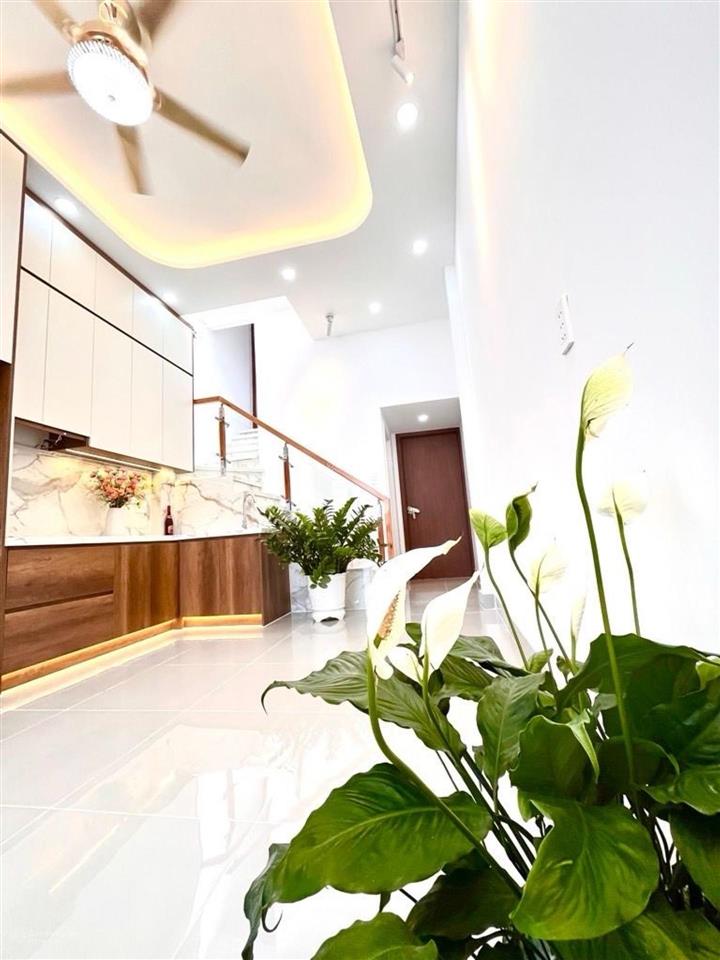 Bán nhà quận 7 gần nguyễn thị thập  41.3m2  4.75 tỷ