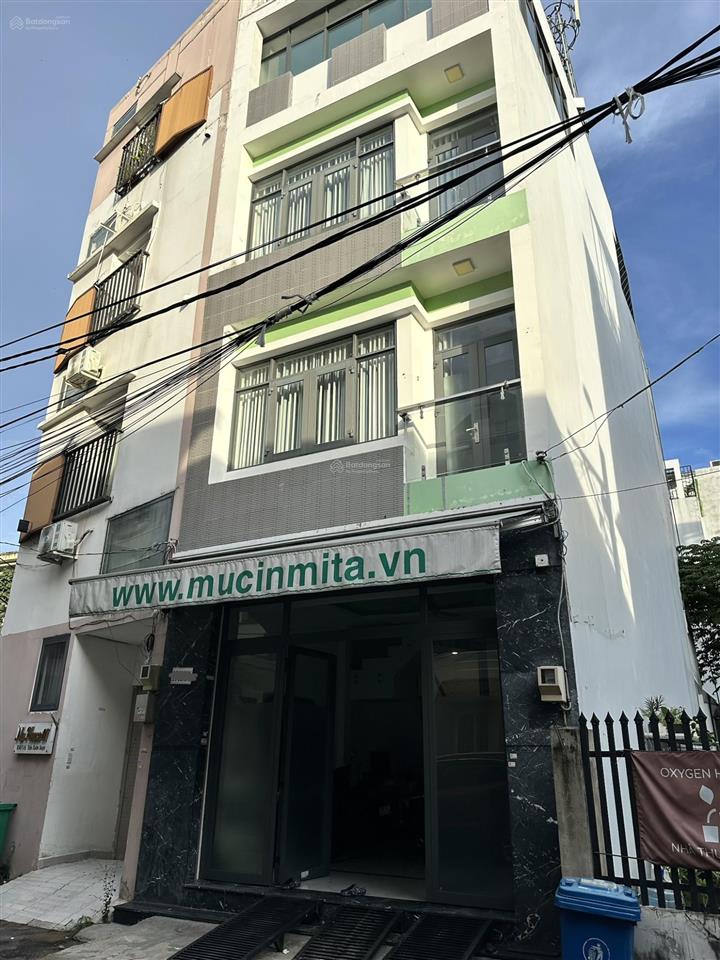 Nhà hẻm xe hơi quận 7  4 tầng đường nhựa chỉ 10,5 tỷ. ngay lotte