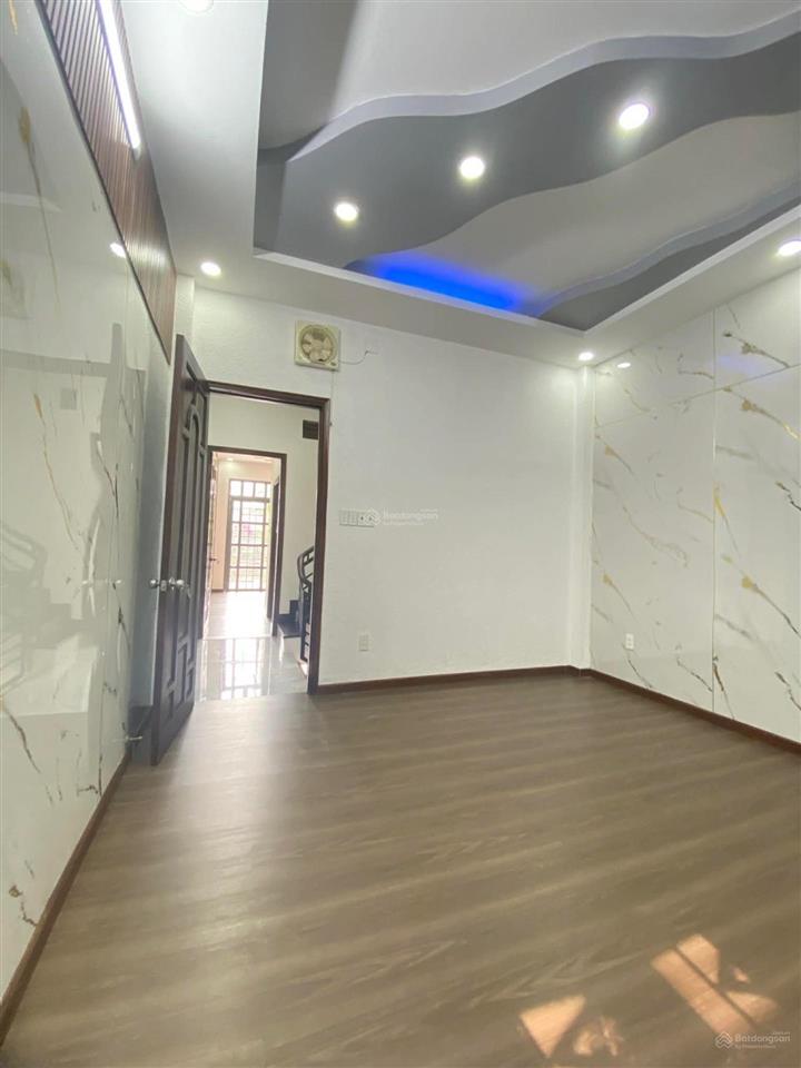 Mặt tiền bông sao, quận 8 view công viên 4 tầng chỉ 10,4 tỷ