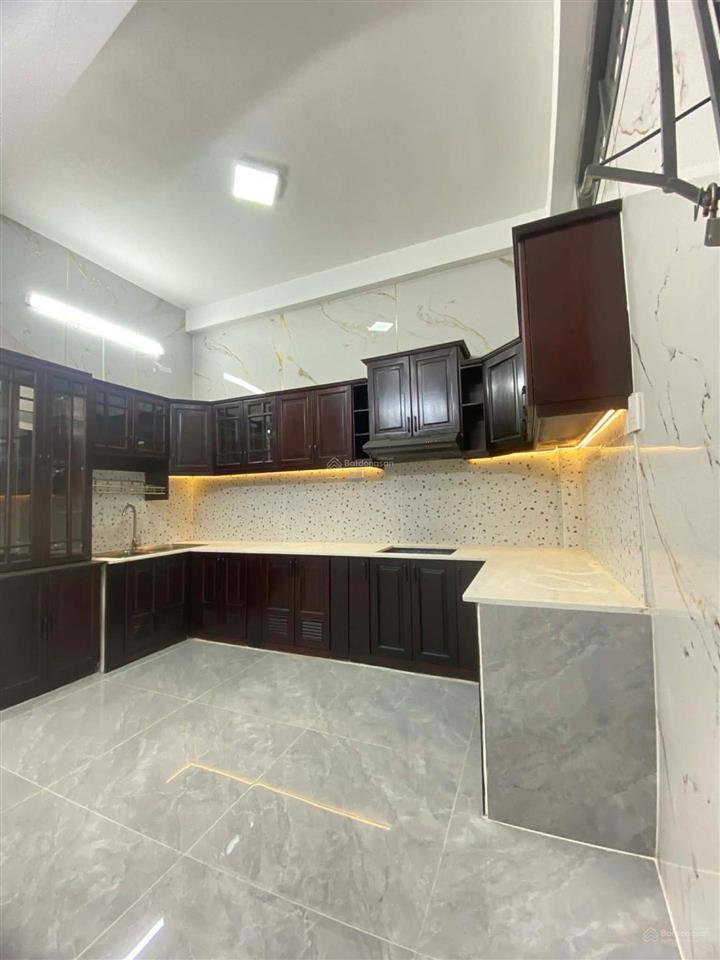 Mặt tiền bông sao, quận 8 view công viên 4 tầng chỉ 10,4 tỷ