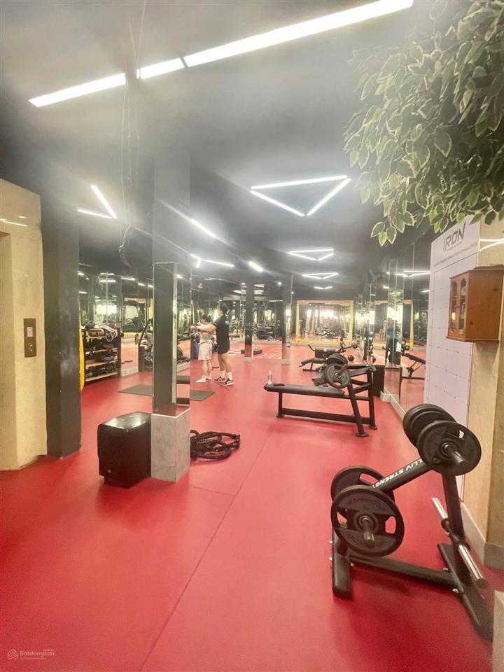 Mặt tiền nguyễn chí thanh quận 5  7x30m dòng tiền 1.5 tỷ/năm hợp mở thẩm mỹ viện
