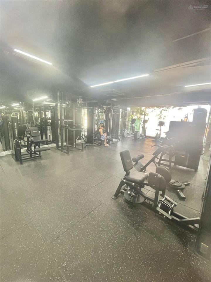 Mặt tiền nguyễn chí thanh quận 5  7x30m dòng tiền 1.5 tỷ/năm hợp mở thẩm mỹ viện