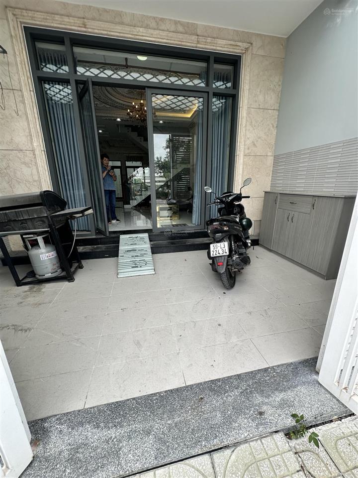 Bán nhà mặt phố tại khu dân cư 584 tân kiên, 5,9 tỷ, 80m2, view đẹp, đáng chú ý