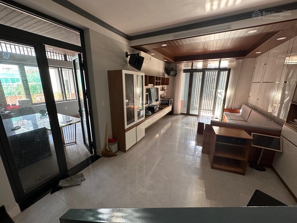 Villa mini quận 7  187m2  18x10m chỉ 8 tỷ. hiếm có