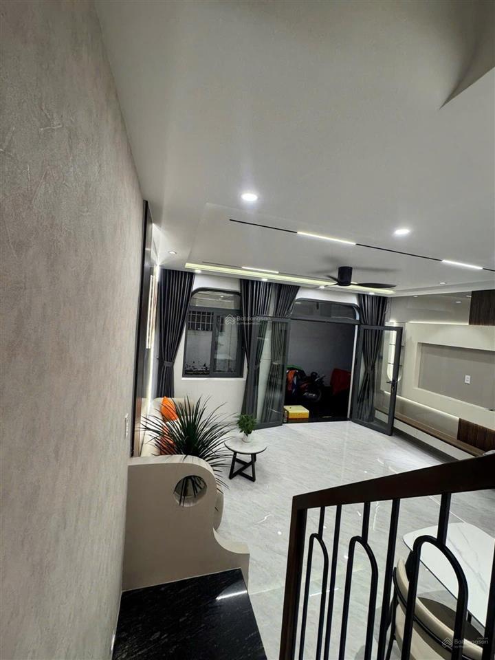 4 tỷ x  huỳnh tấn phát quận 7  nhà đẹp ở ngay ngang 5m bề thế full nội thất pháp lý chuẩn