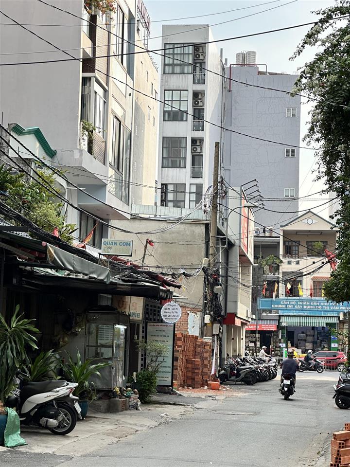 Nhà đẹp ở ngay  hẻm 8m  sát mặt tiền dương bá trạc q8  4 tầng 8 tỷ
