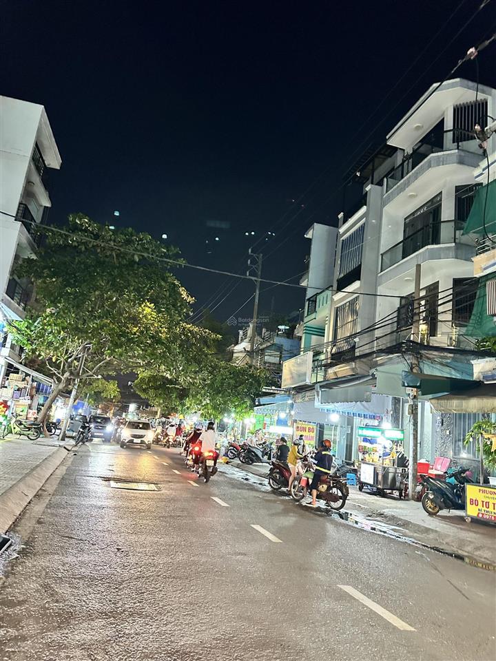Mặt tiền bông sao quận 8  6 tầng kinh doanh sầm uất  sổ hồng hoàn công đủ  vỉa hè 4m