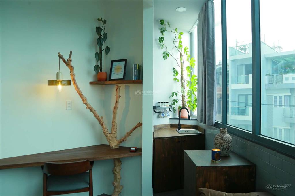 Mặt tiền đặng thúc liêng, quận 8  lô góc ngang 7m  thang máy  dòng tiền 60 triệu