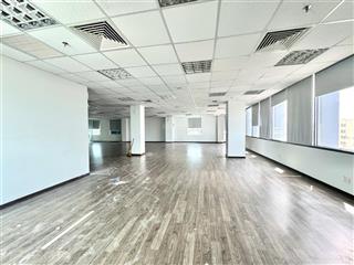 Cho thuê văn phòng 240 m2  60 tr tuyến đường lớn, miễn phí 6o chỗ để xe máy