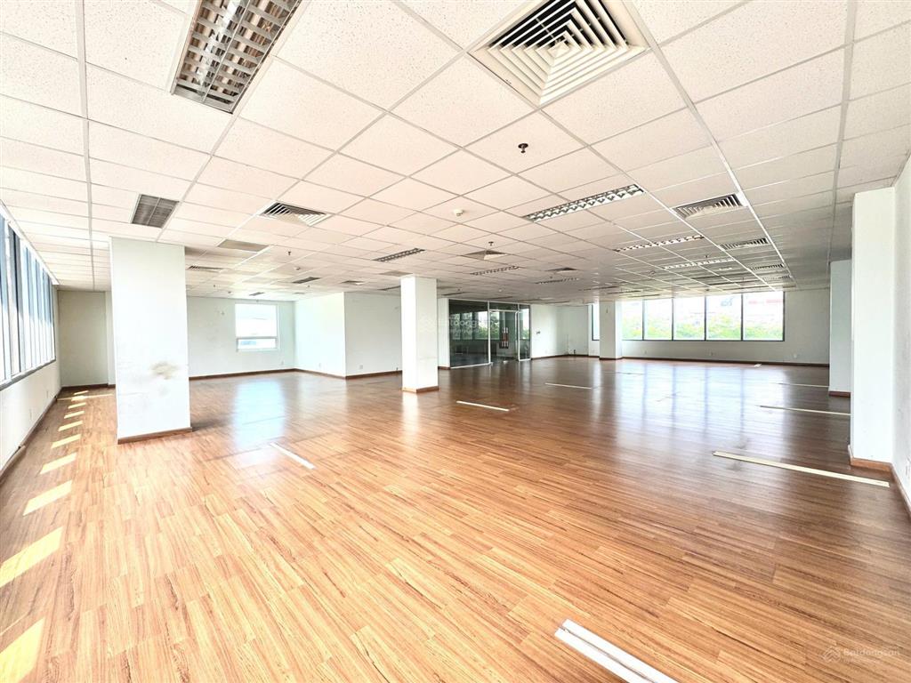 Danh sách top 7 văn phòng 180  250 m2 giá tốt, chỉ từ 41.6 tr/tháng,  0935 999 ***