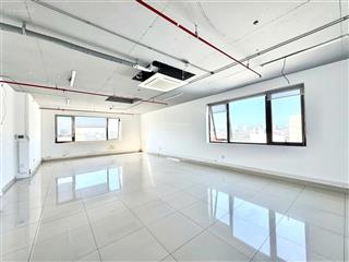 Cho thuê văn phòng 60 m giá chỉ 260k/m2, tuyến đường lớn,  0935 999 ***