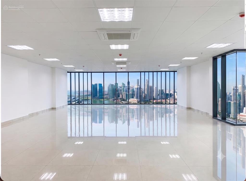 Cho thuê văn phòng 166 m2 ngay trung tâm, chỉ 35 tr/tháng đã vat. property danang
