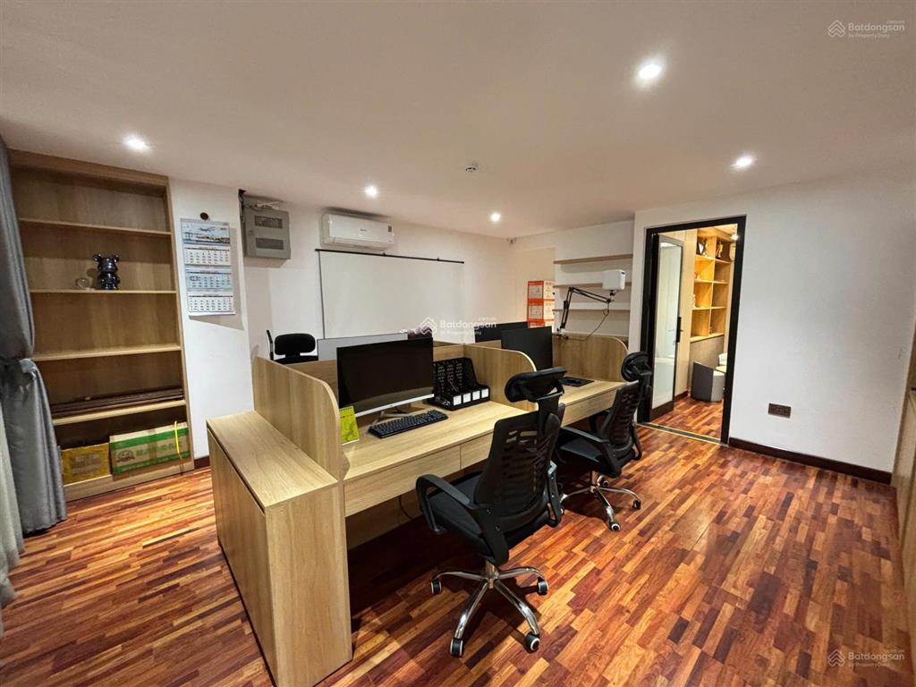 Cho thuê văn phòng 60m2 gần cầu trần thị lý full nội thất cao cấp chỉ 15 triệu/tháng