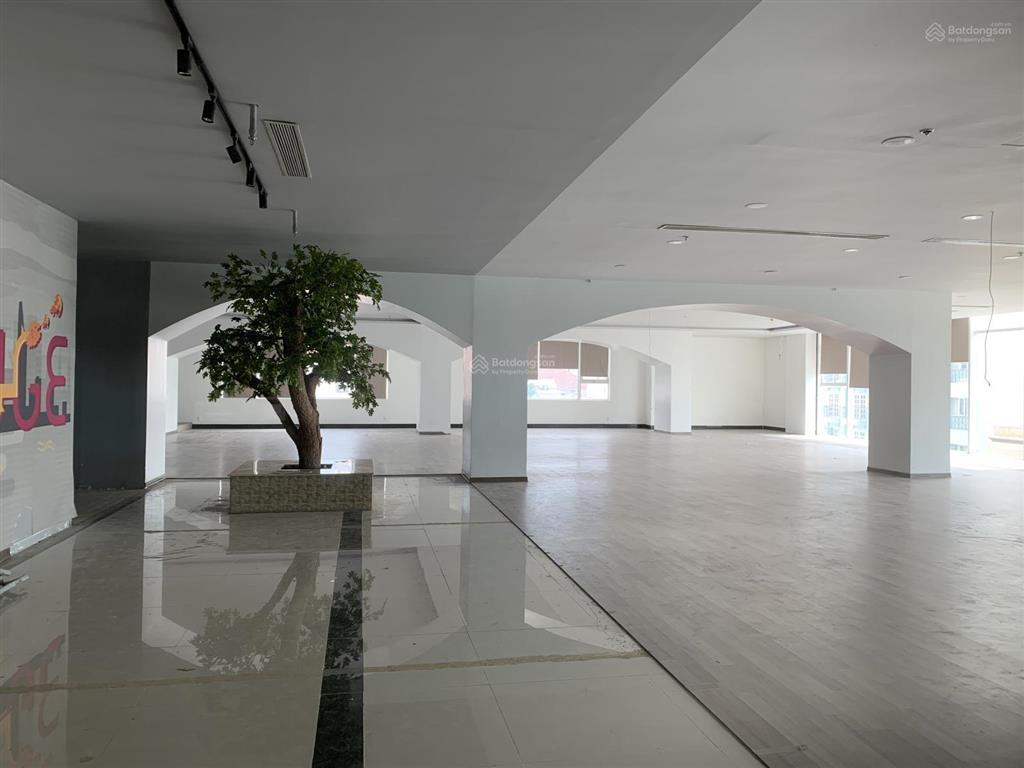Cho thuê văn phòng 550m nguyễn văn linh chỉ 260.000đ/m/tháng property danang