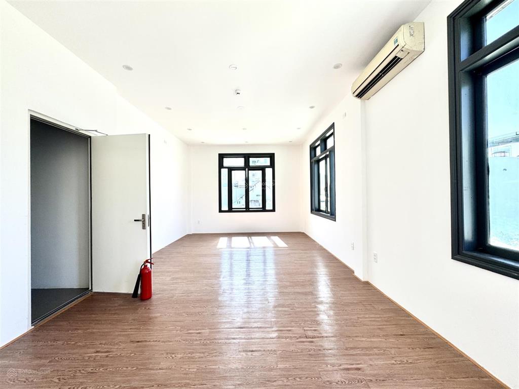 Cho thuê văn phòng trung tâm đà nẵng giá 6,2 triệu/tháng property danang