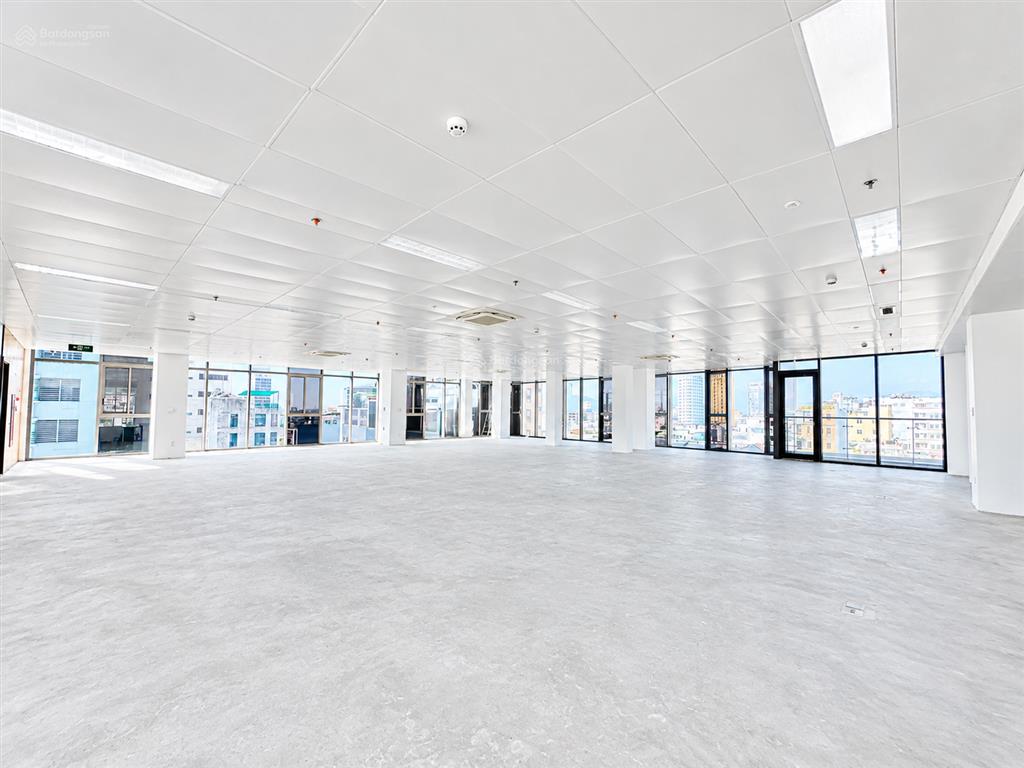 Cho thuê văn phòng hạng a cao cấp nhiều diện tích, cơ hội giá tốt | property danang