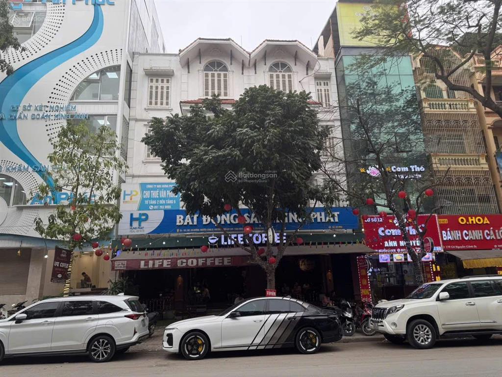 Cho thuê văn phòng tầng 2  gần hồ linh đàm theo tầng hoặc theo phòng làm việc riêng