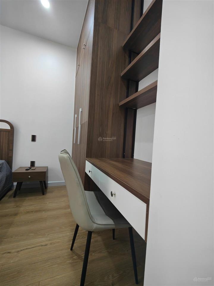 Cho thuê căn studio , hd60 vinhomes marina