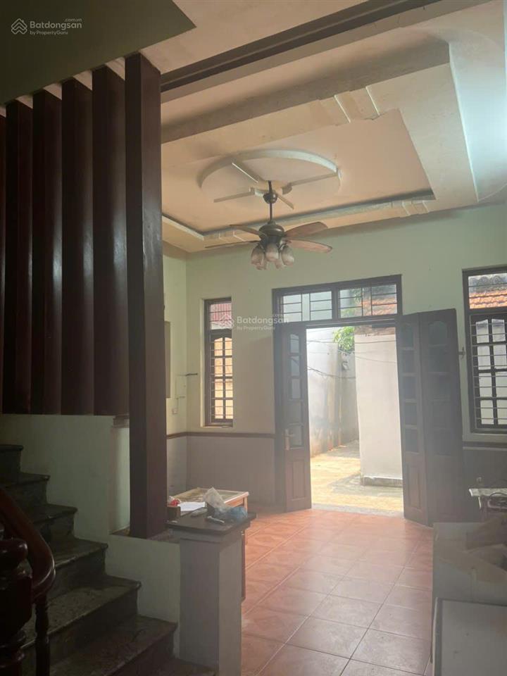 Chính chủ bán nhà 3 tầng kiên cố 58m2 song phương hoài đức full nội thất