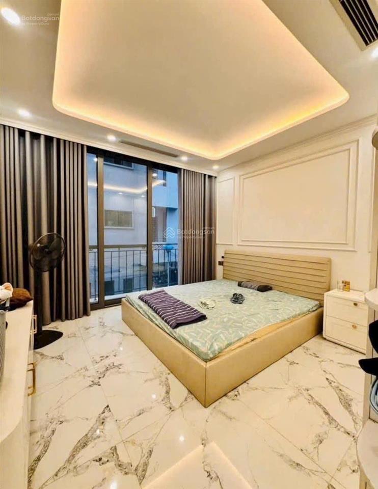 Chính chủ bán lô góc 7 tầng, kđt văn quán  mt 25m  thang máy & gara  giá 32 tỷ