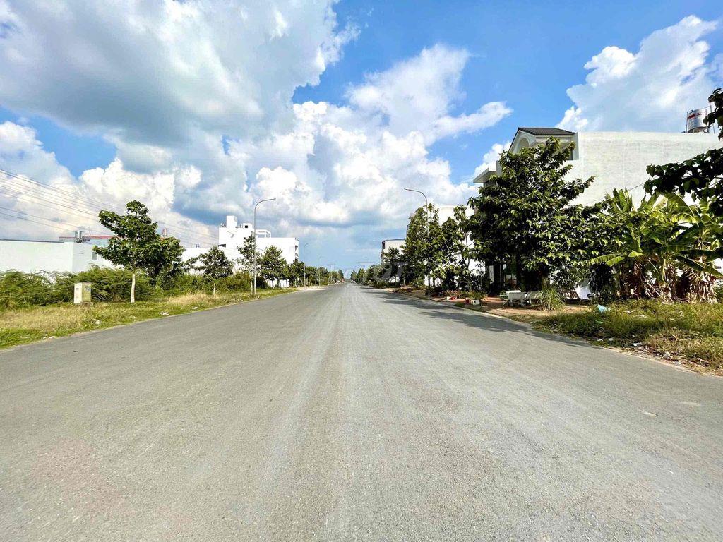 Bán cặp nền 200m2 đường A4 KDC Tân Phú, Phường Hưng Phú, TP. Cần Thơ.