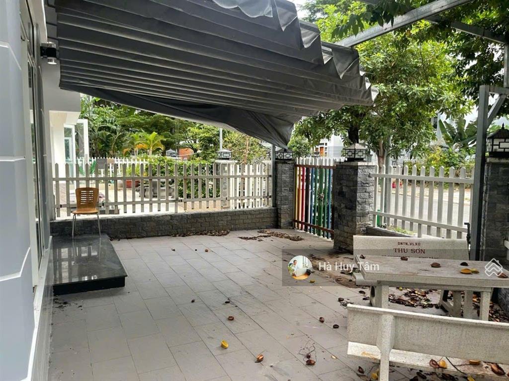 Cho thuê căn góc 2 mặt tiền kinh doanh sầm uất nhất kdc gia hòa quận 9