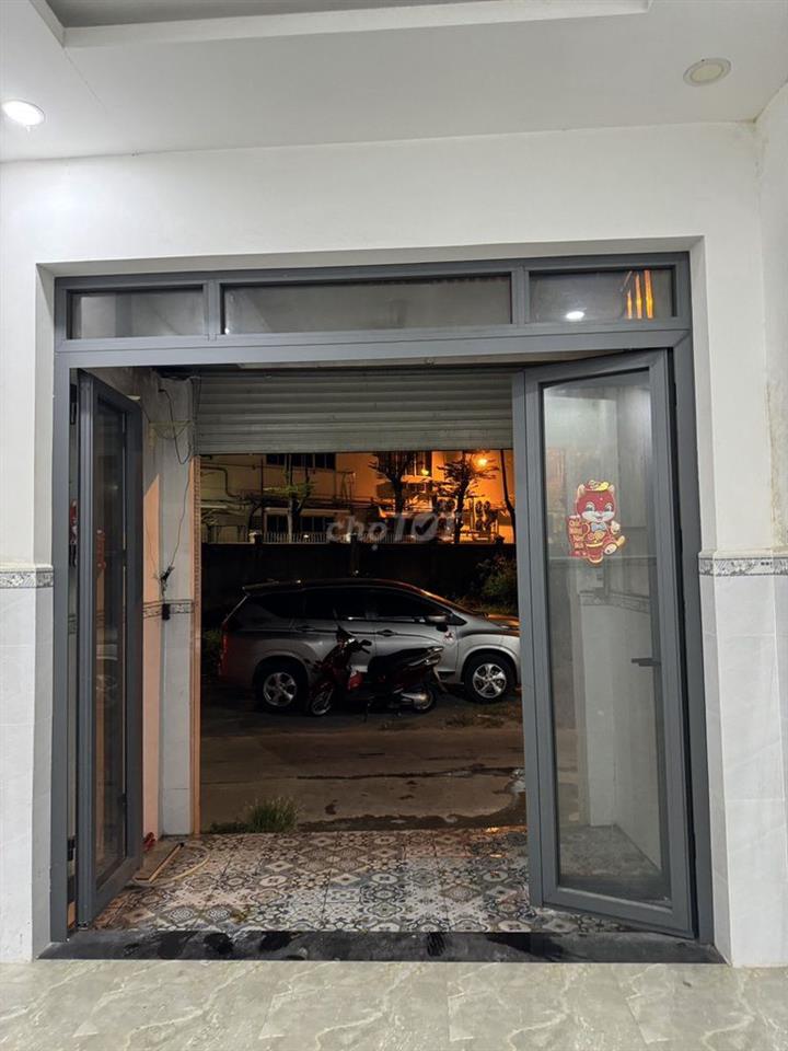 Chính chủ cho thuê nhà 56m2, 2 phòng ngủ, đường oto, giá chỉ 6.2tr