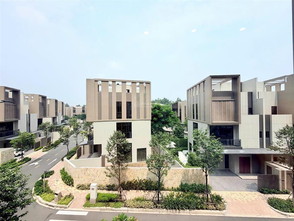 Cho thuê nhà phố the orchard  sycamore 4pn full nội thất giá 43 triệu (bao phí quản lý)